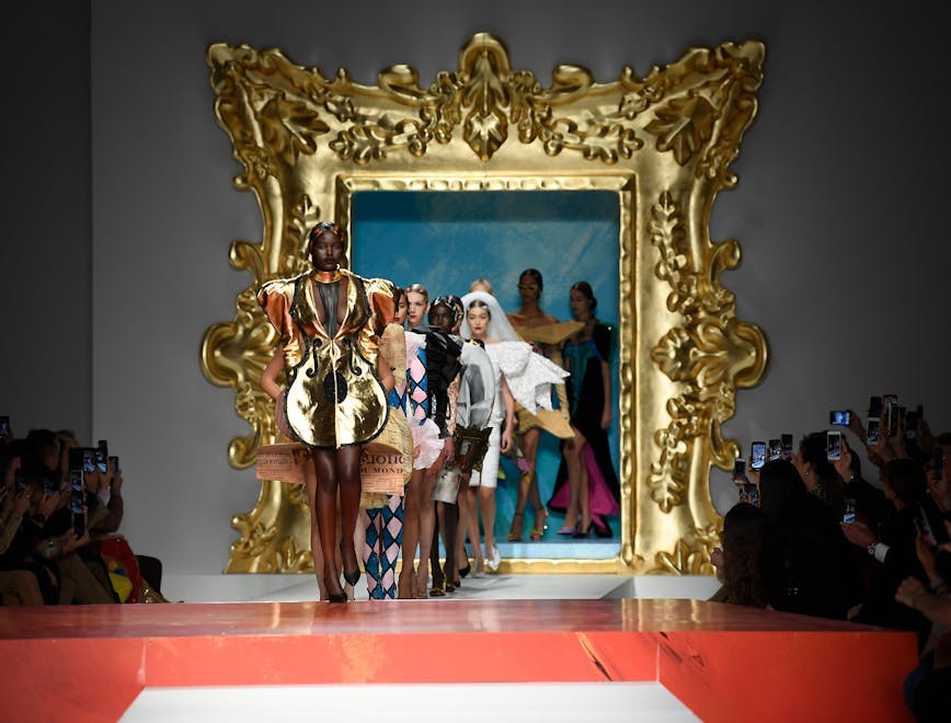 moschino collezione primavera estate 2020