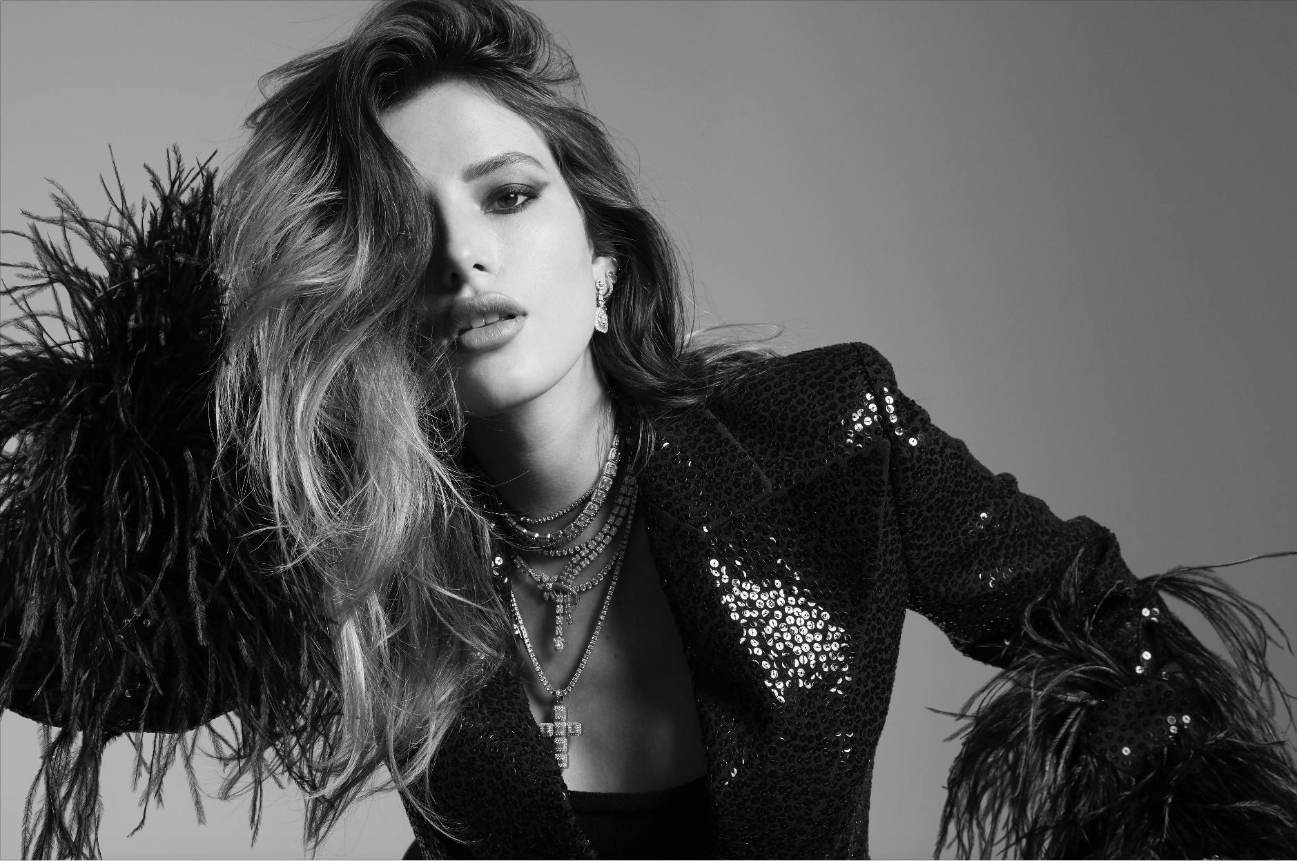 bella thorne l'officiel italia