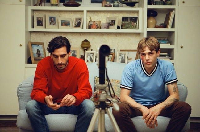 (nella foto un frame del film Matthias & Maxime) 10 film e serie tv LGBTQ+ da vedere nel mese del Pride 2021