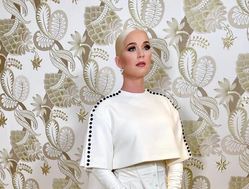 Nella foto Katy Perry in Thom Browne