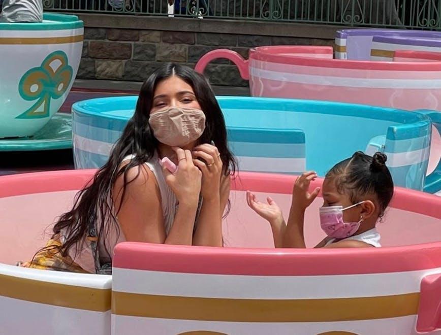 Kylie Jenner e sua figlia Stormi