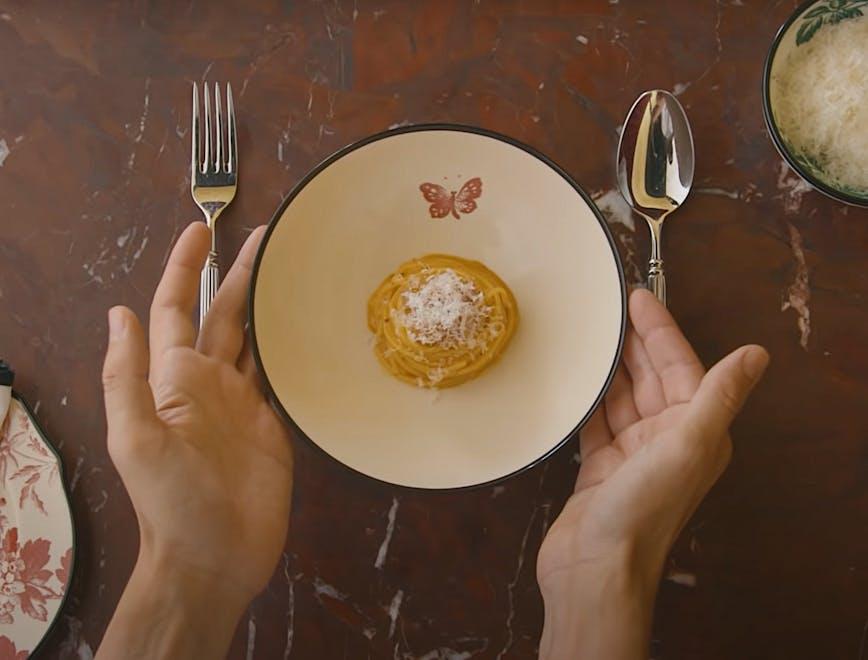 La foto della pasta alla carbonara di Gucci Osteria