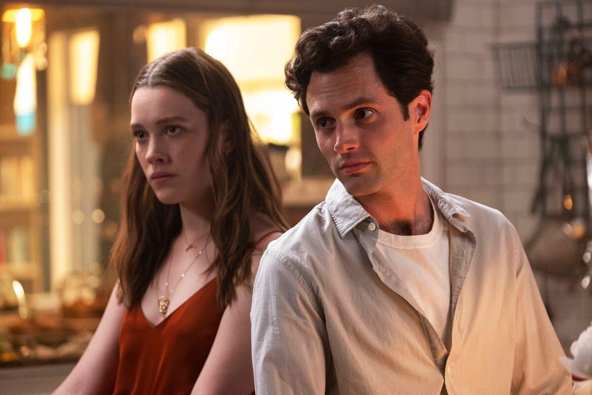 Victoria Pedretti e Penn Badgley, i protagonisti della serie ti di Netflix "You"