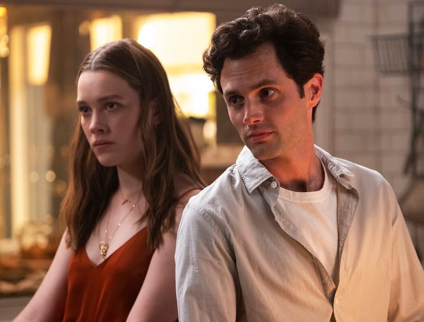 Victoria Pedretti e Penn Badgley, i protagonisti della serie ti di Netflix "You"