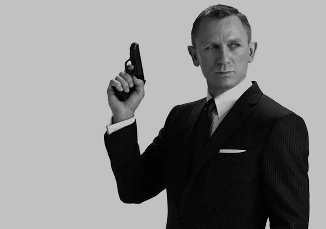 Daniel Craig come James Bond nel film 007