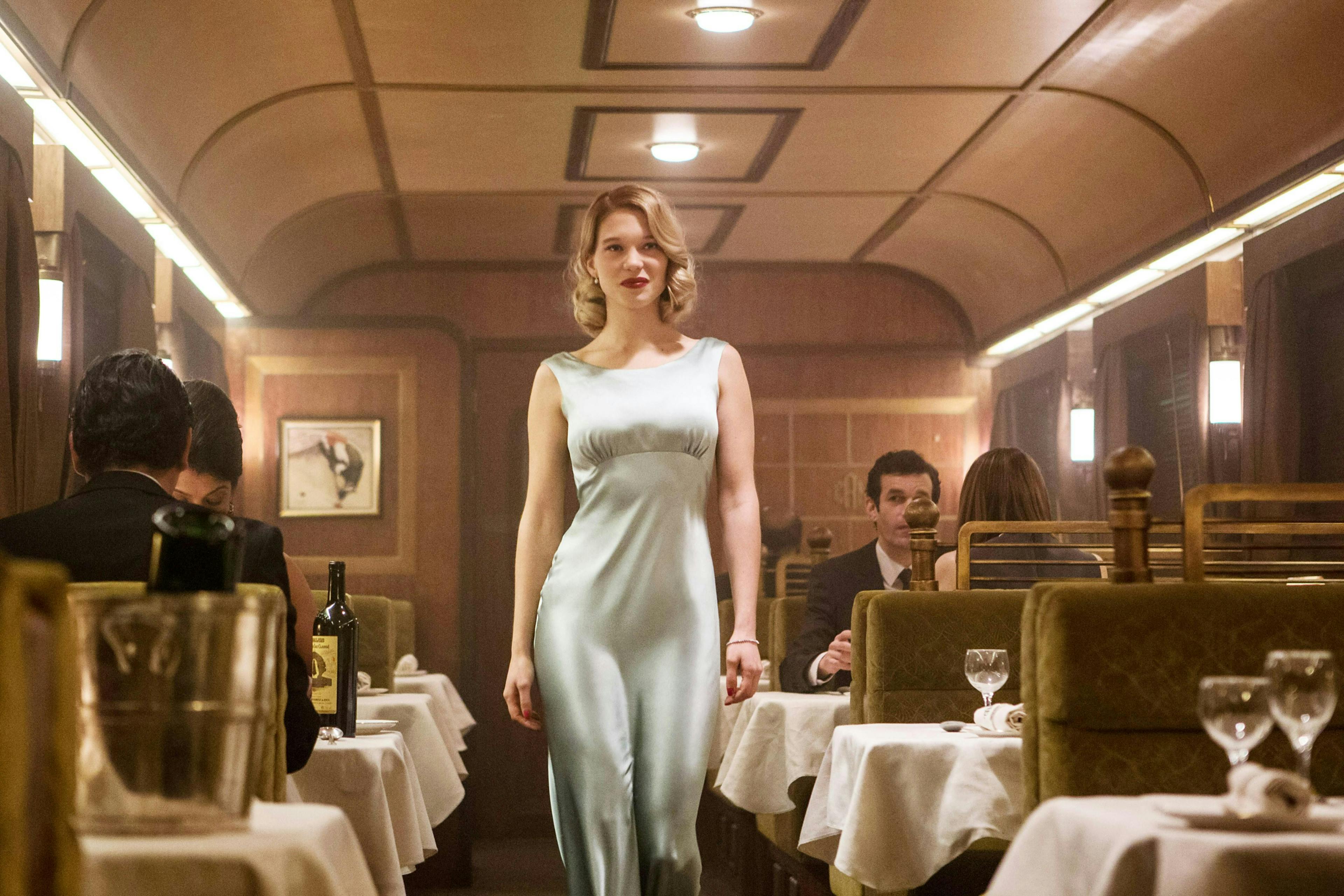 007 2010s movies 2010s portraits 2015 movies 4moc15 british cinema dining car dsap movies portrait pvtrly seydoux,lea silver dress sleeveless ste-dom train woman clothing apparel person human evening dress robe fashion gown