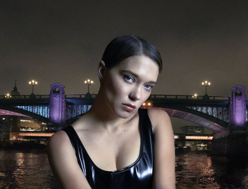 Nella foto Lea Seydoux indossa abito LOUIS VUITTON