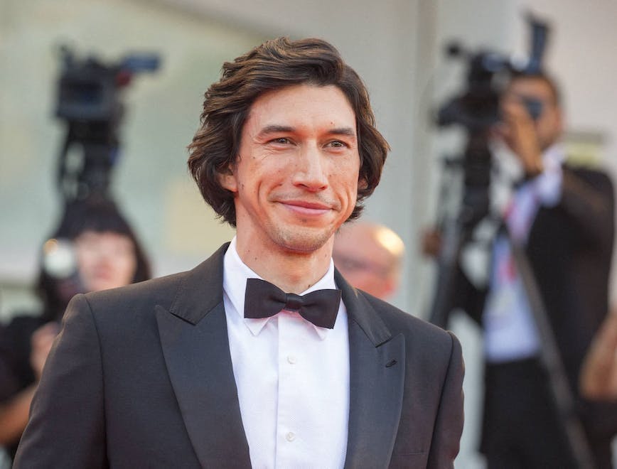 In foto un ritratto di Adam Driver