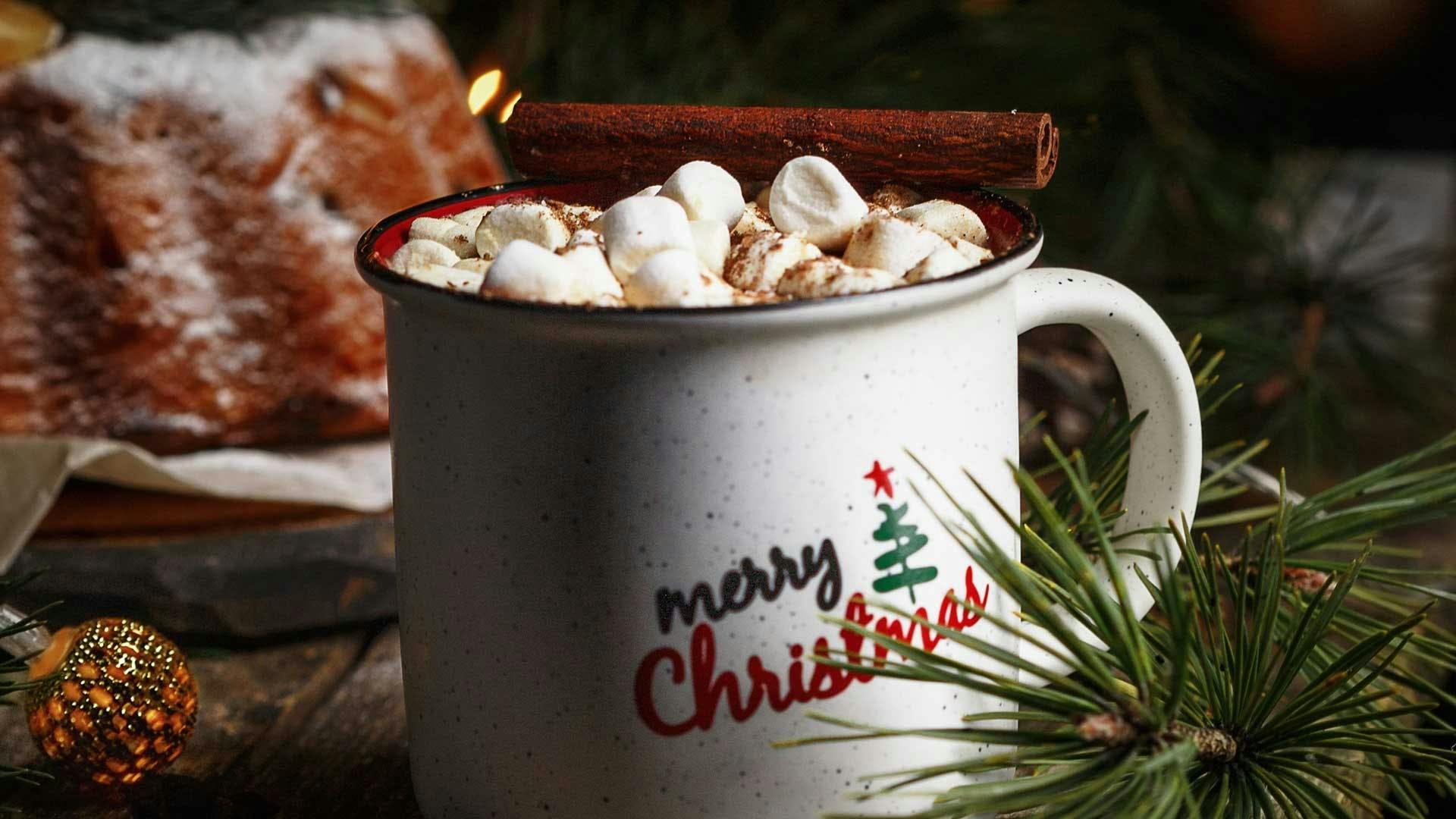 hot chocolate chocolate dessert cup food beverage drink bread