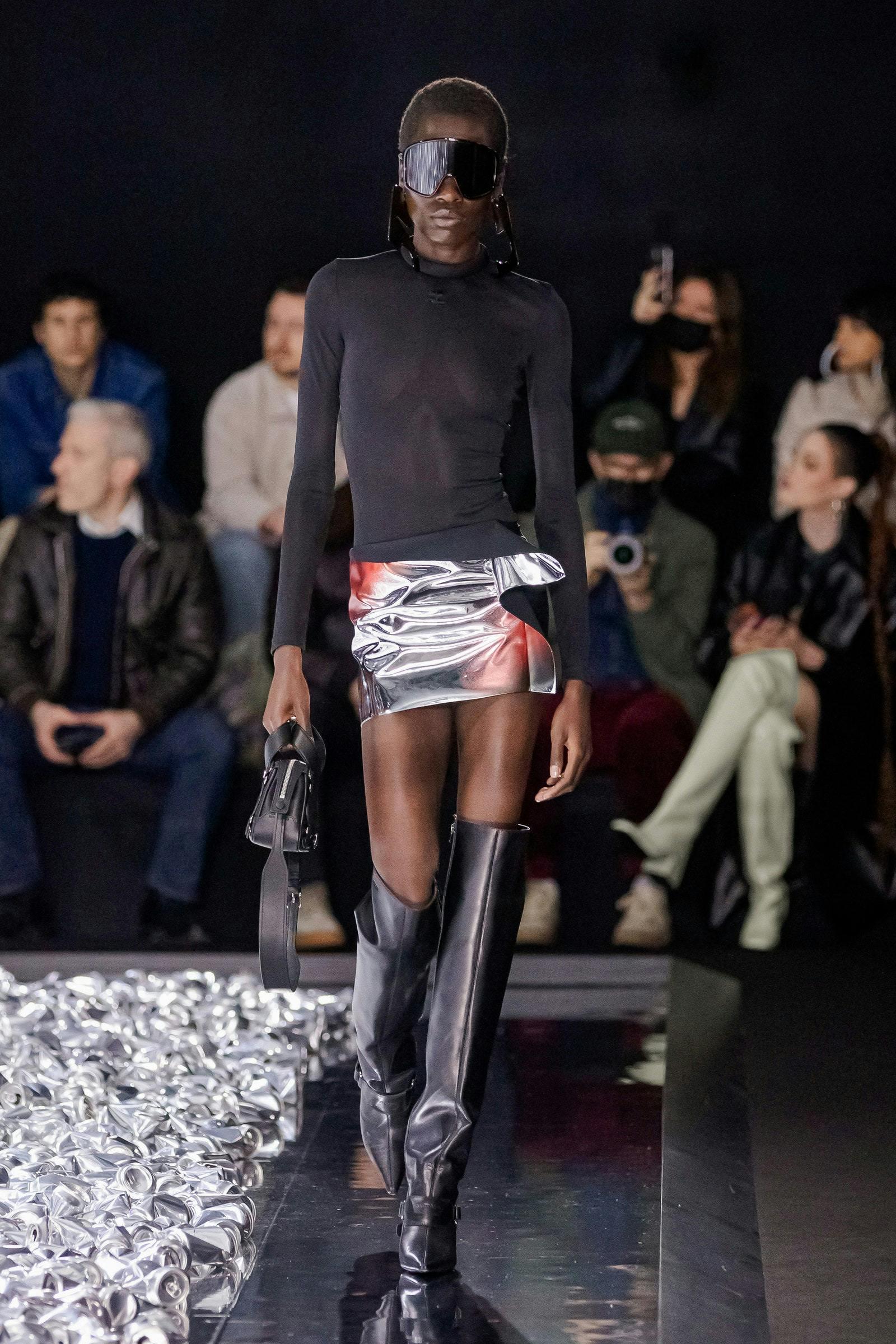 Courrèges collezione Autunno Inverno 2022-23.