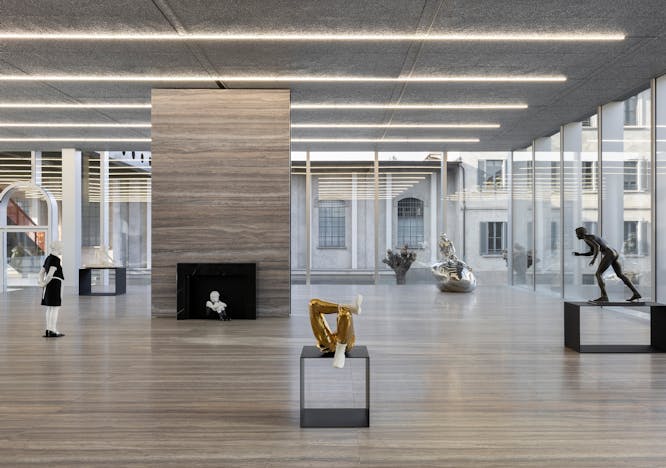 "USELESS BODIES" la nuova mostra di Elmgreen & Dragset alla Fondazione Prada Milano