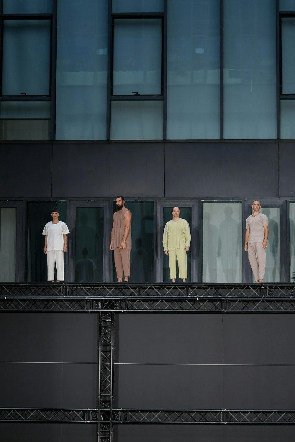 Homme Plissé Issey Miyake la sfilata uomo primavera estate 2023