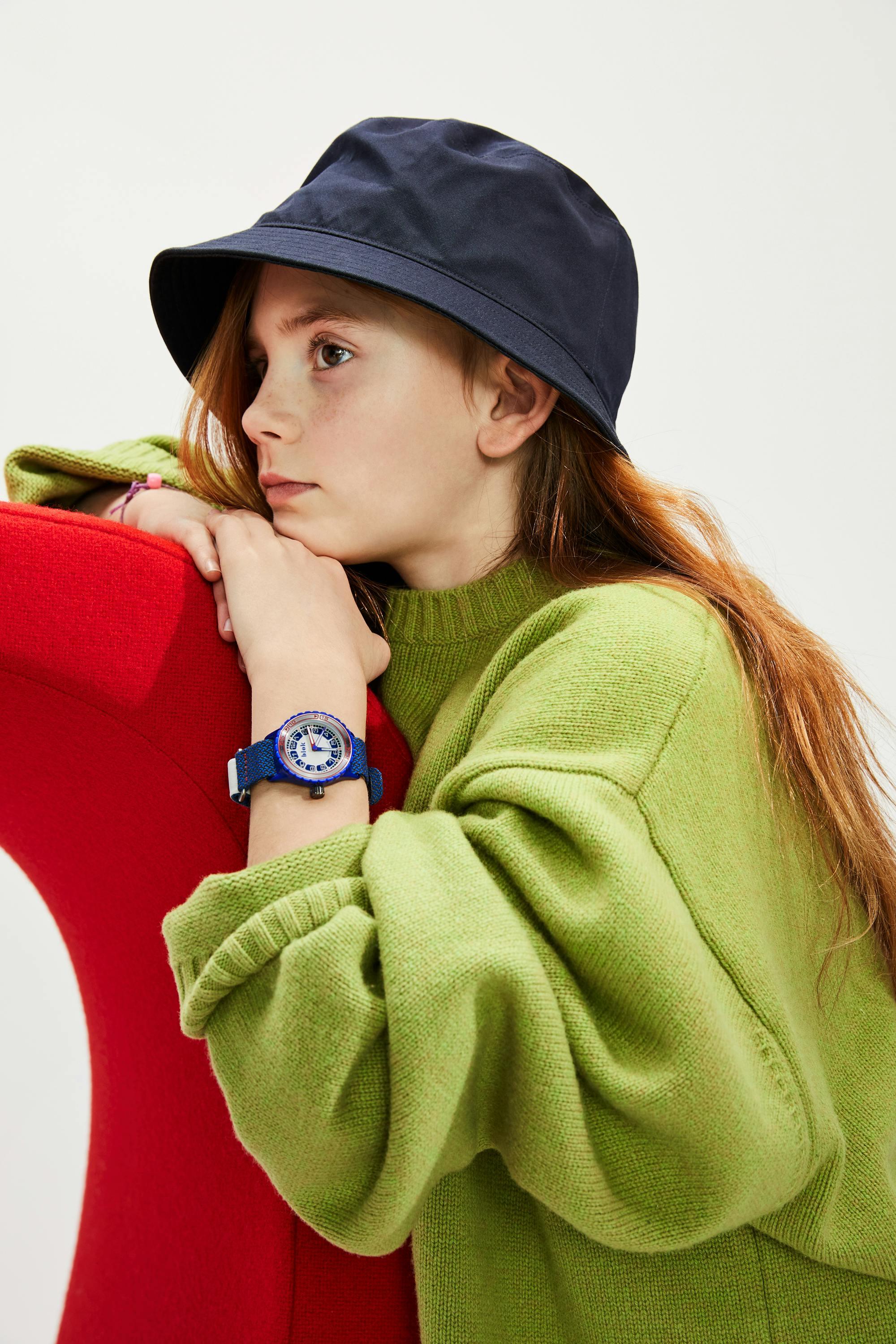 Il modello blu navy girl dell'orologio Blok. 