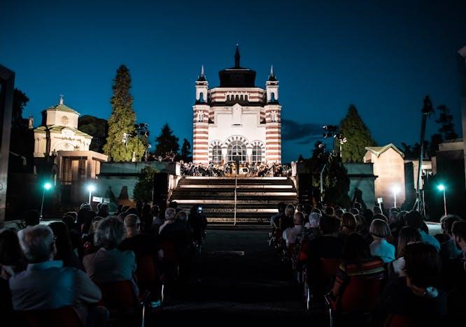 NINNANANNA il concerto al Cimitero Monumentale. Foto Izzo - Prandoni