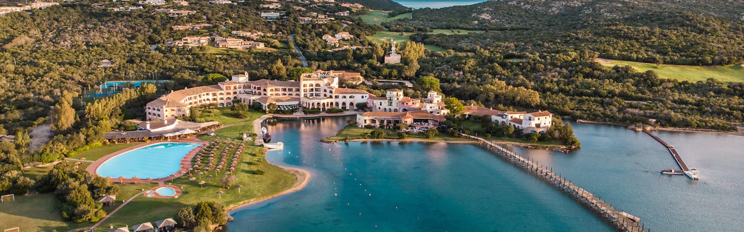 L'Hotel Cala di Volpe nella splendida cornice della Costa Smeralda