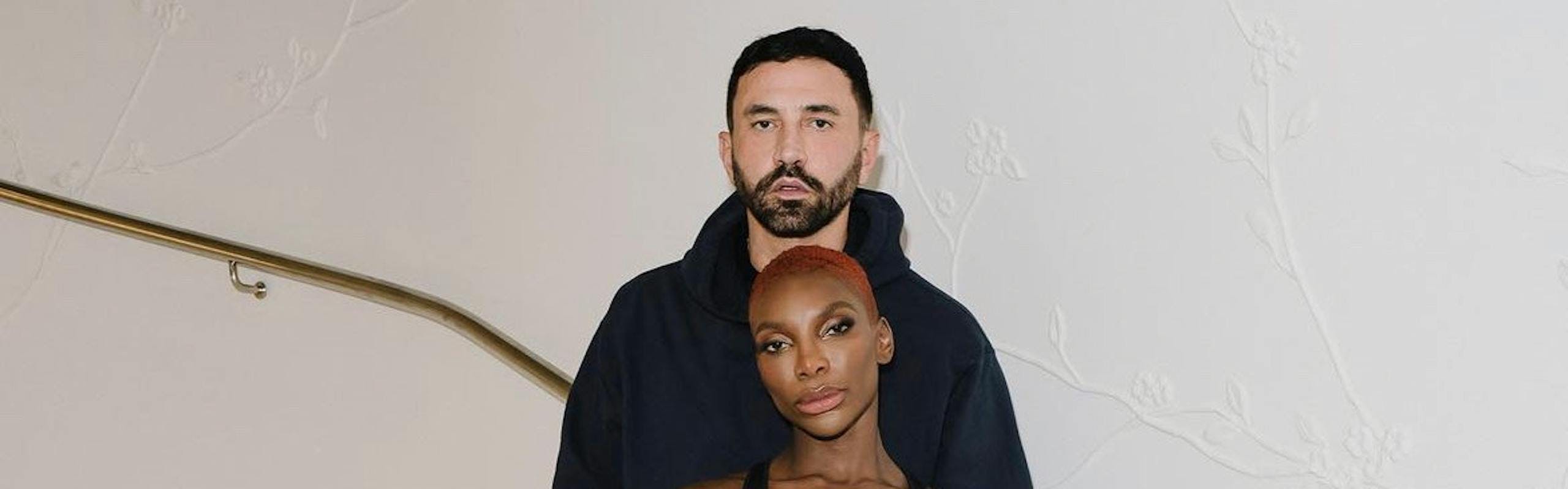 L'ex direttore creativo di Burberry Riccardo Tisci e l'attrice Michaela Coel.