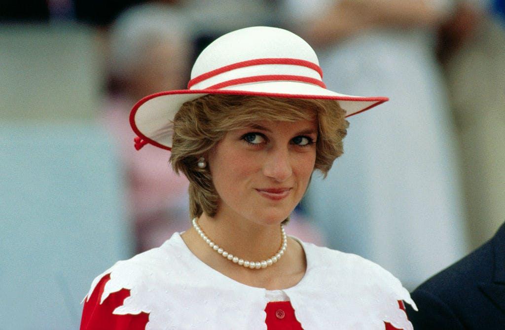 I look iconici della Principessa Diana.