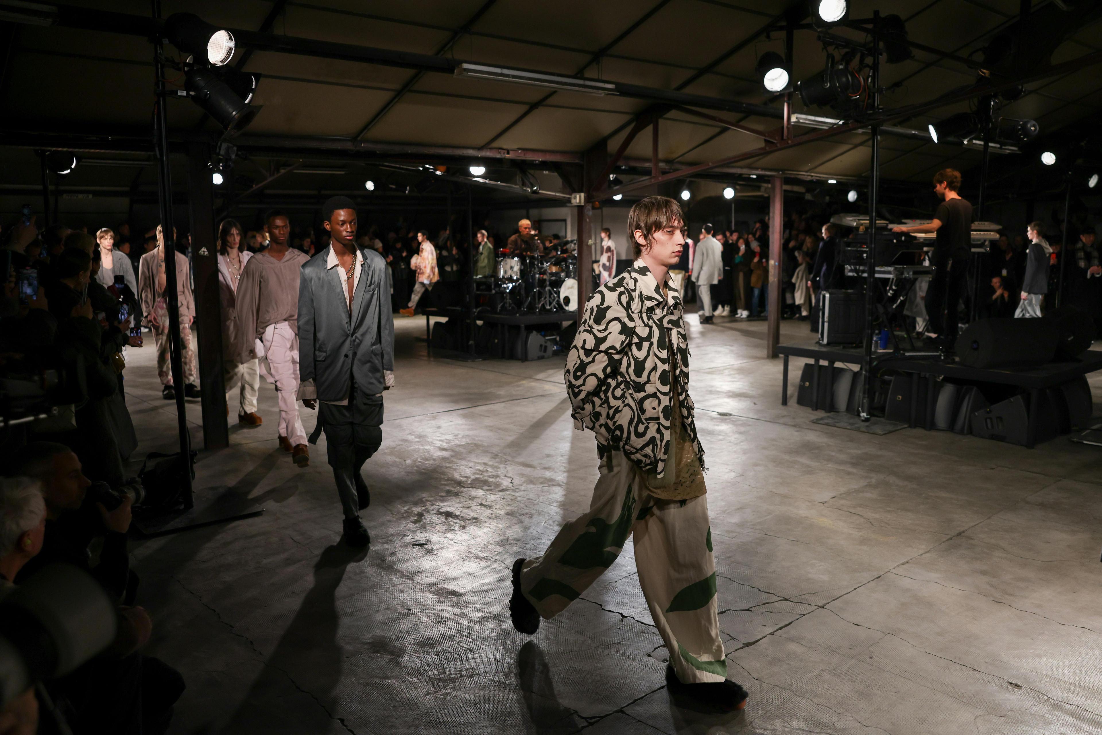 Dries Van Noten la sfilata uomo autunno inverno 2023-24