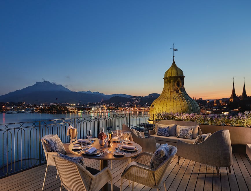 Lucerna vista dalla terrazza di una suite