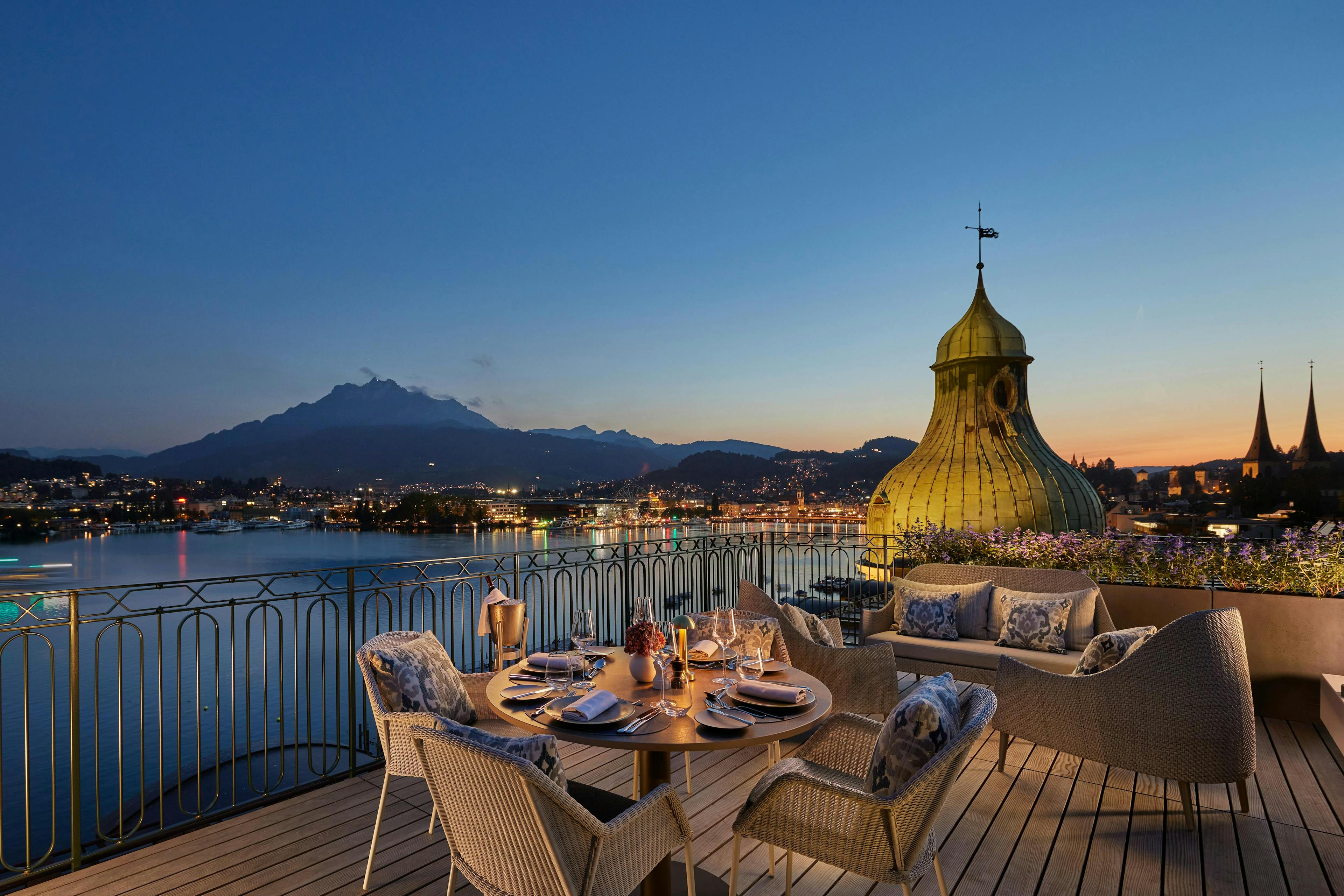 Lucerna vista dalla terrazza di una suite