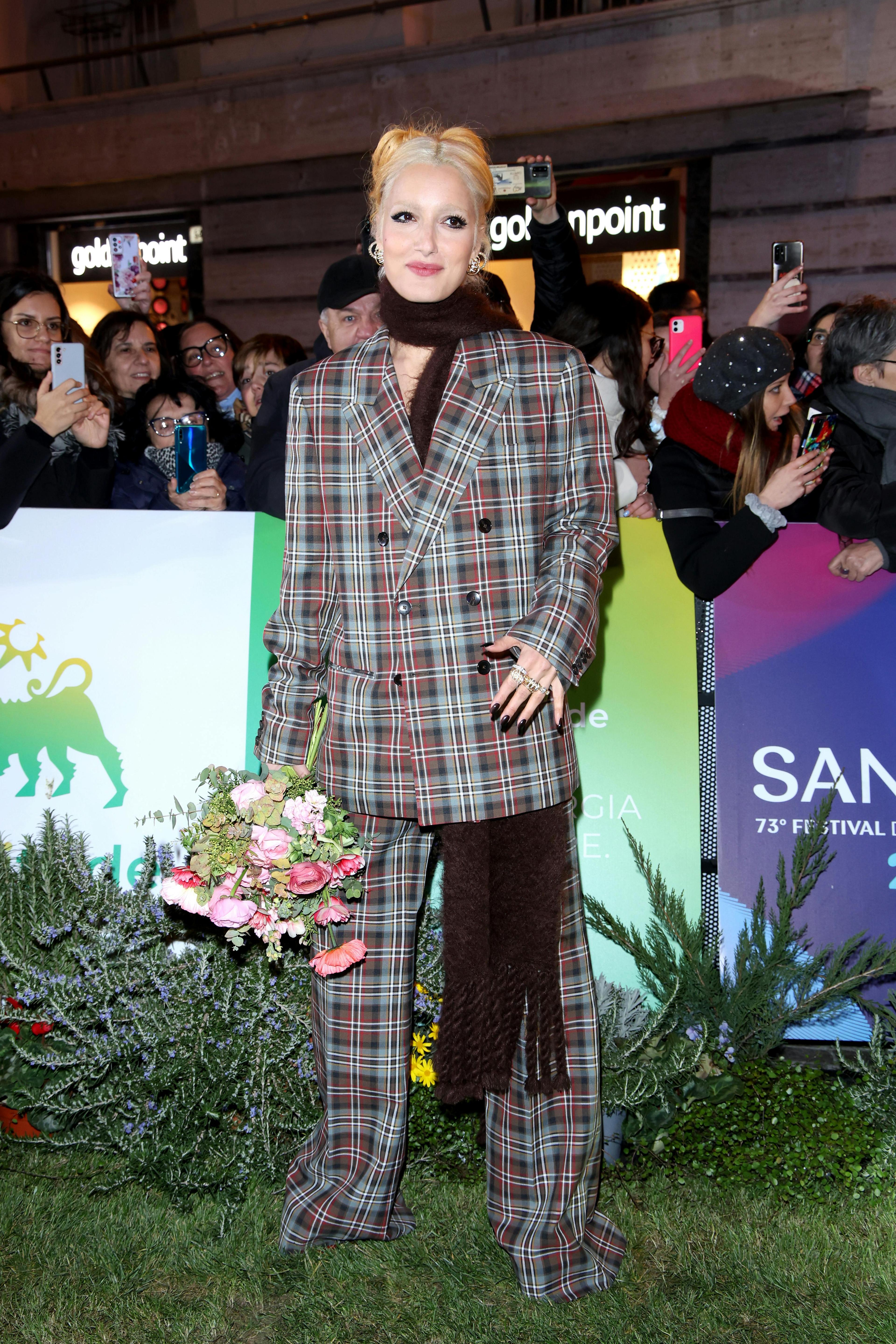 Levante in Etro sul Green Carpet di Sanremo 2023( foto Getty Images).