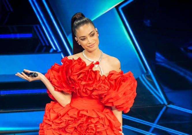 Elodie in Giambattista Valli (Getty Images)