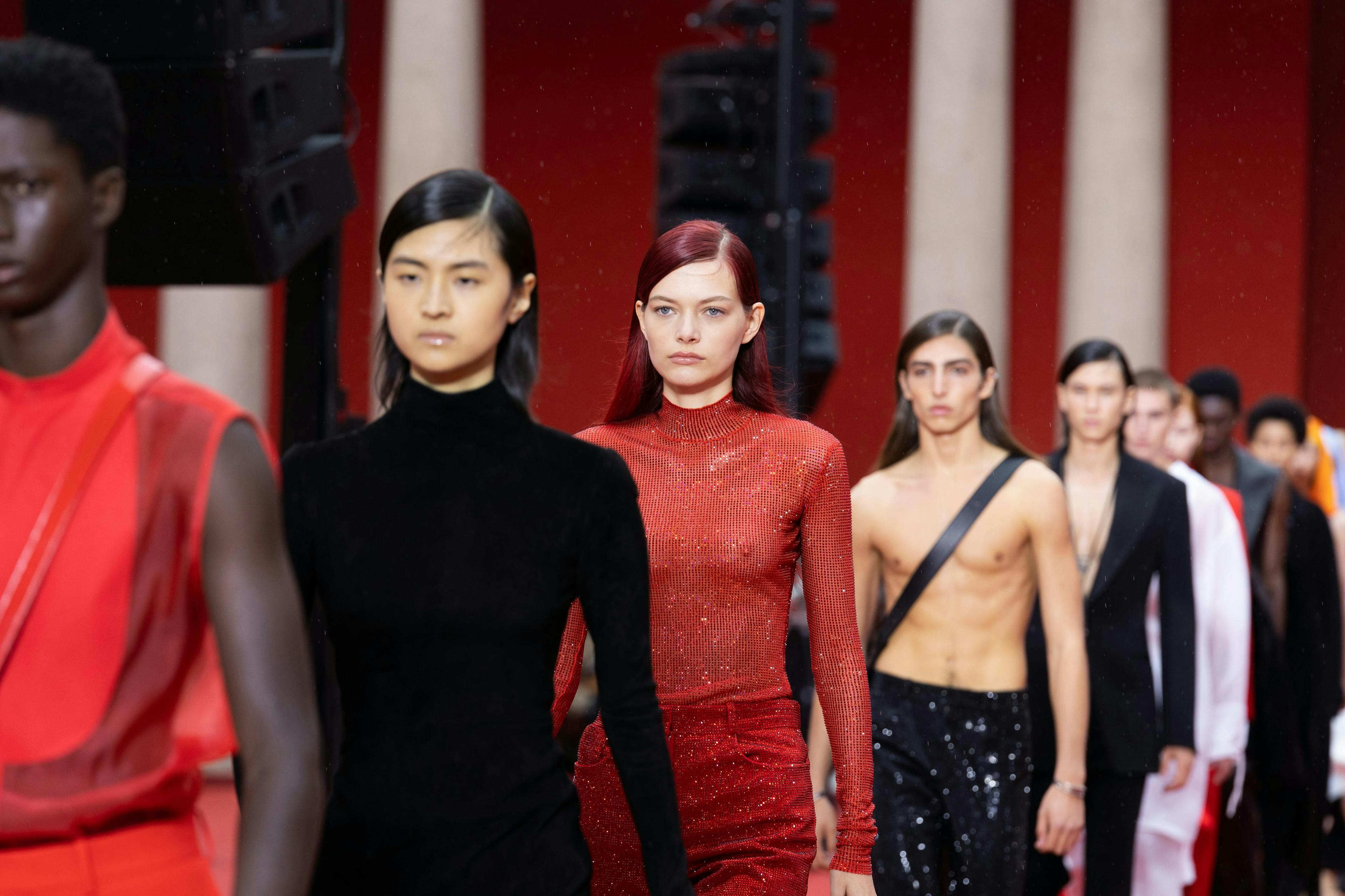 Ferragamo la sfilata primavera estate 2023 alla Milano Fashion Week