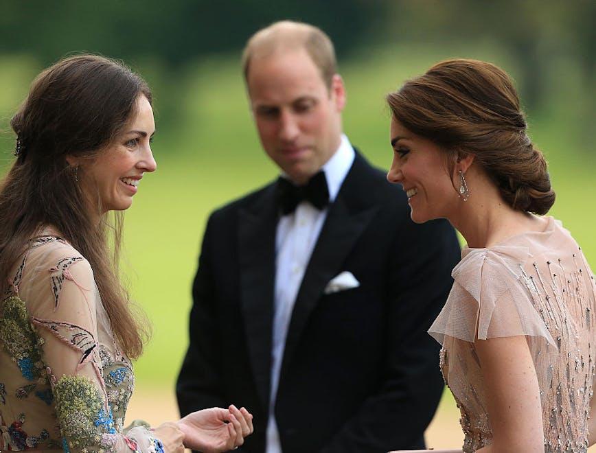 Principe William, Principessa Kate Middleton e la Marchesa Rose Cholmondeley durante una cena di gala a sostegno di East Anglia's Children's Hospices, 22 giugno 2016 (Photo by Stephen Pond/Getty Images)