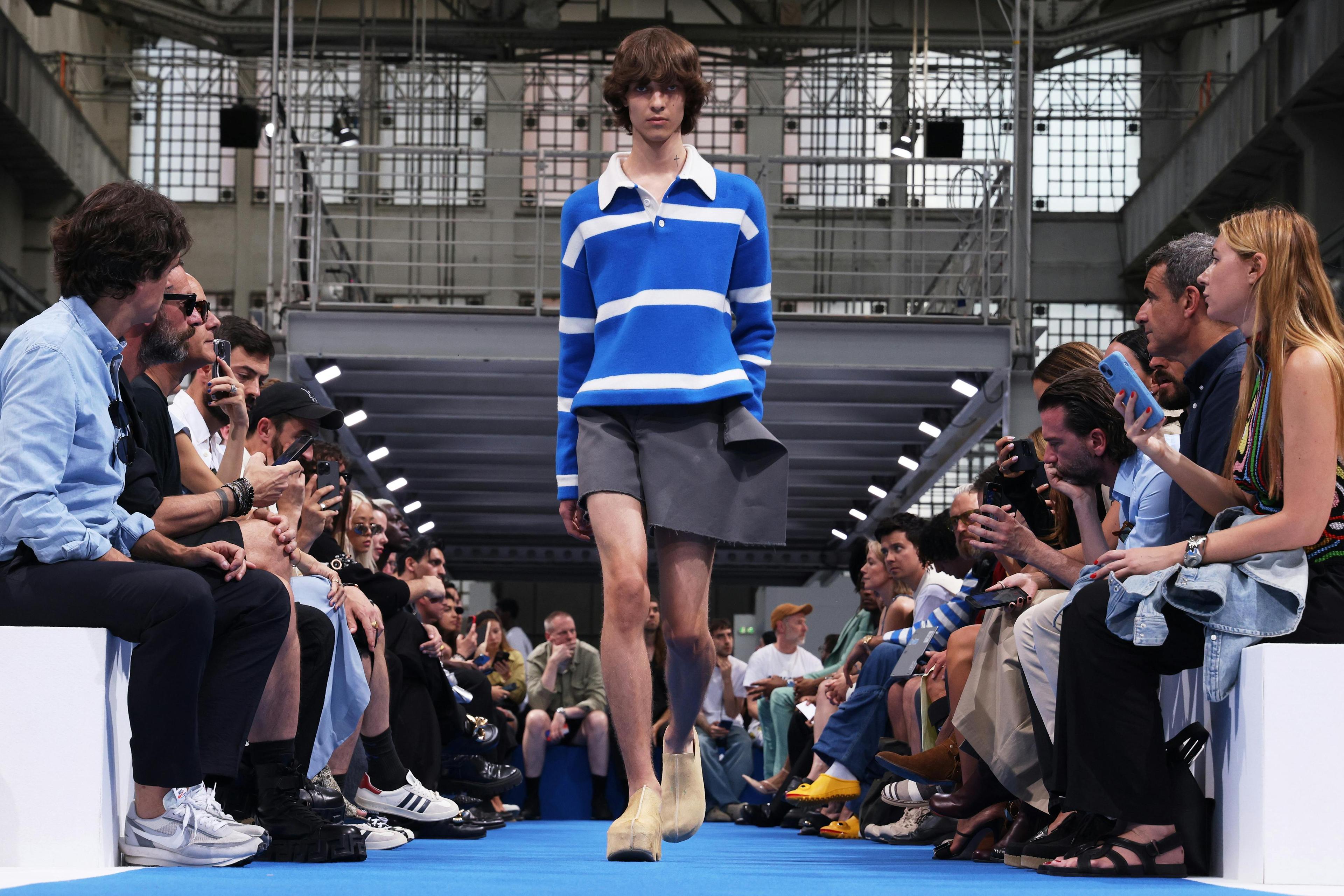 JW Anderson la sfilata uomo primavera estate 2024 e resort donna 2024