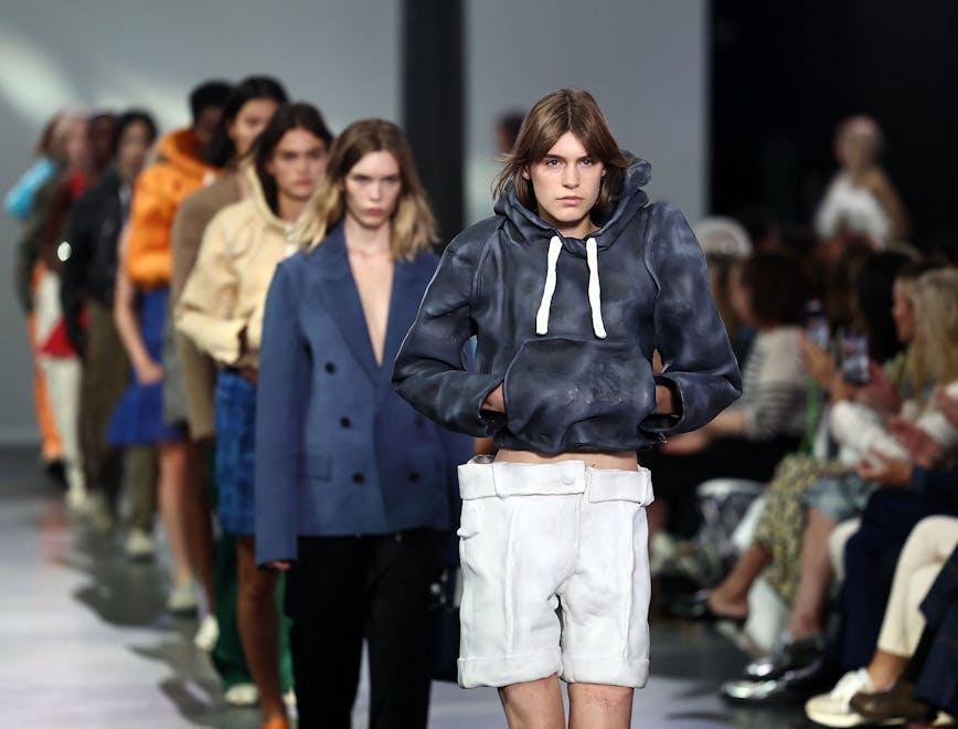 JW Anderson la sfilata primavera estate 2024 alla London Fashion Week