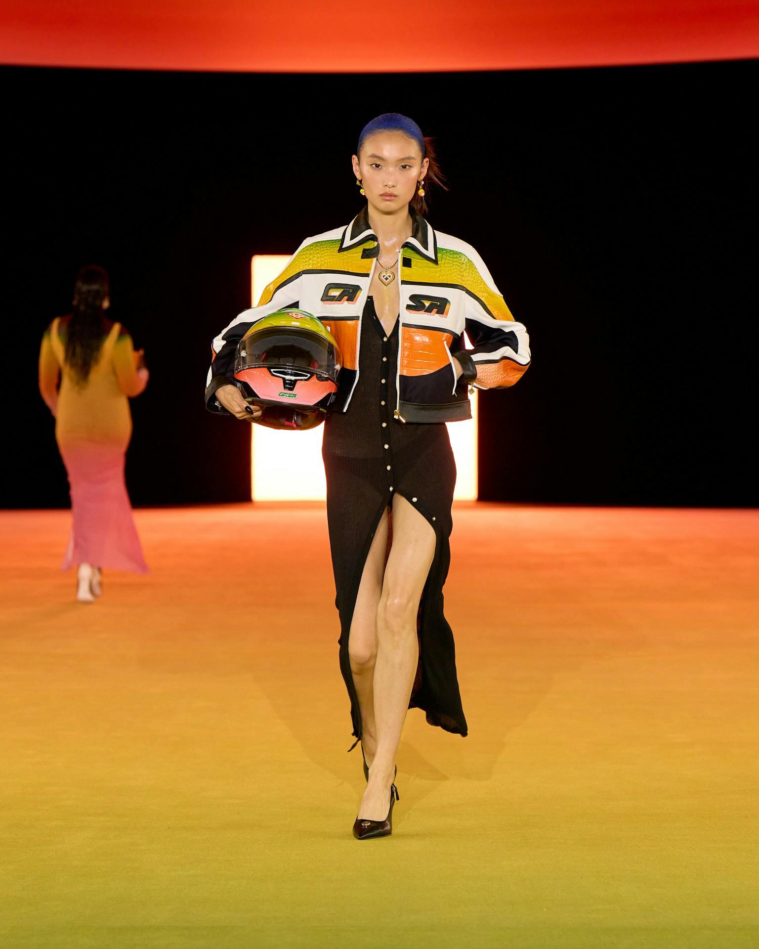 Casablanca la sfilata primavera estate 2024 alla Paris Fashion Week