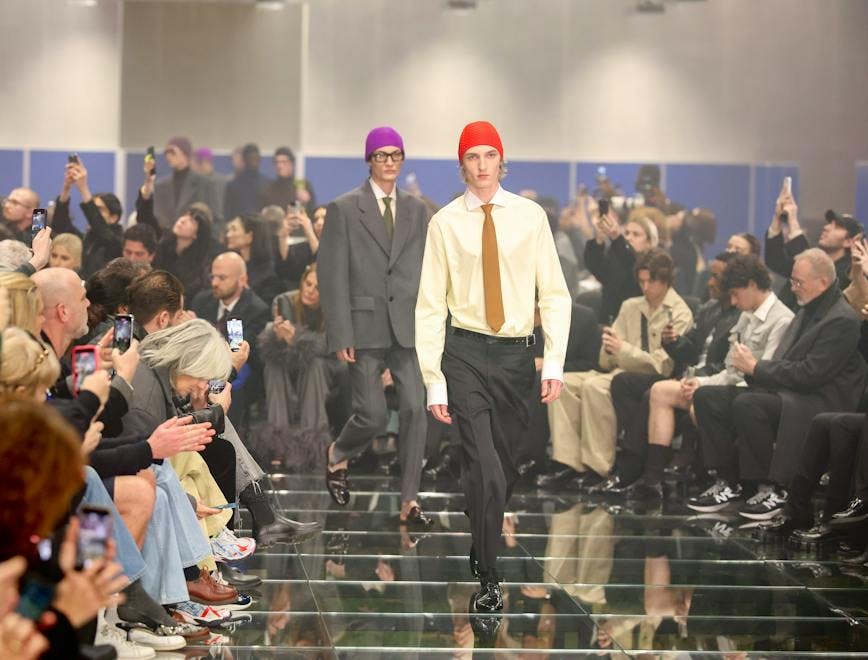 Prada la sfilata uomo autunno inverno 2024-25 alla Milano Fashion Week