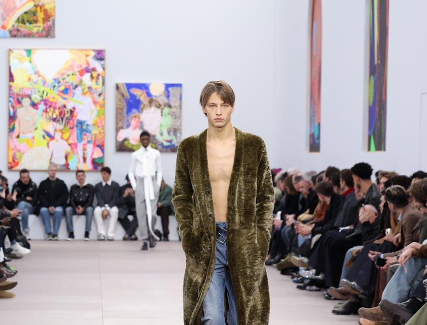 Loewe la sfilata uomo autunno inverno 2024-25