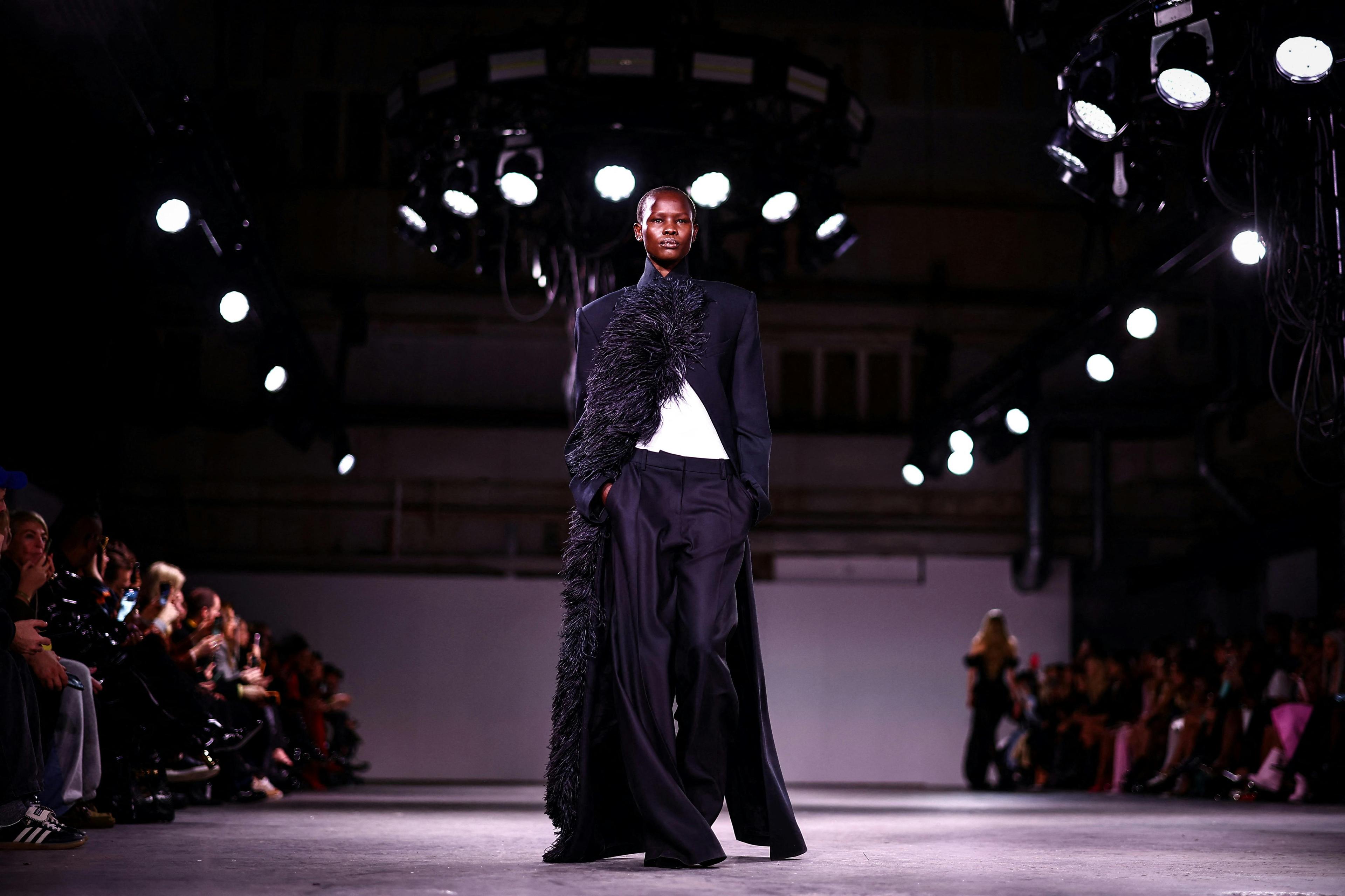 David Koma la collezione donna autunno inverno 2024-25 (Getty Images)