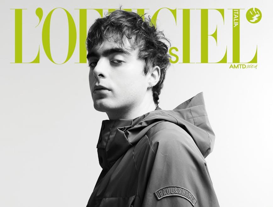 Lennon Gallagher in cover indossa PAUL & SHARK