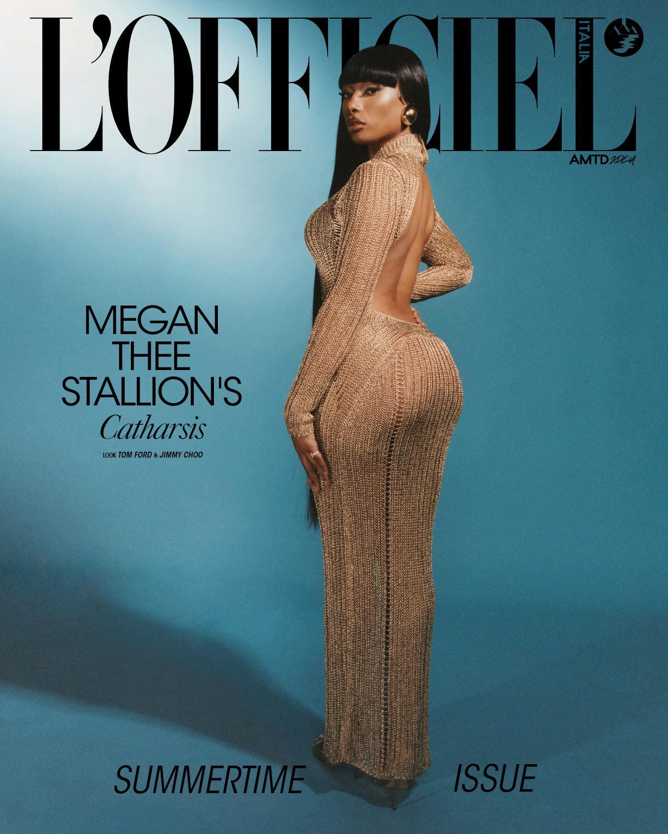 Megan Thee Stallion in cover indossa abito ricamato, TOM FORD; orecchini, SAINT LAURENT BY ANTHONY VACCARELLO; anello, TIFFANY & CO.; scarpe, JIMMY CHOO.