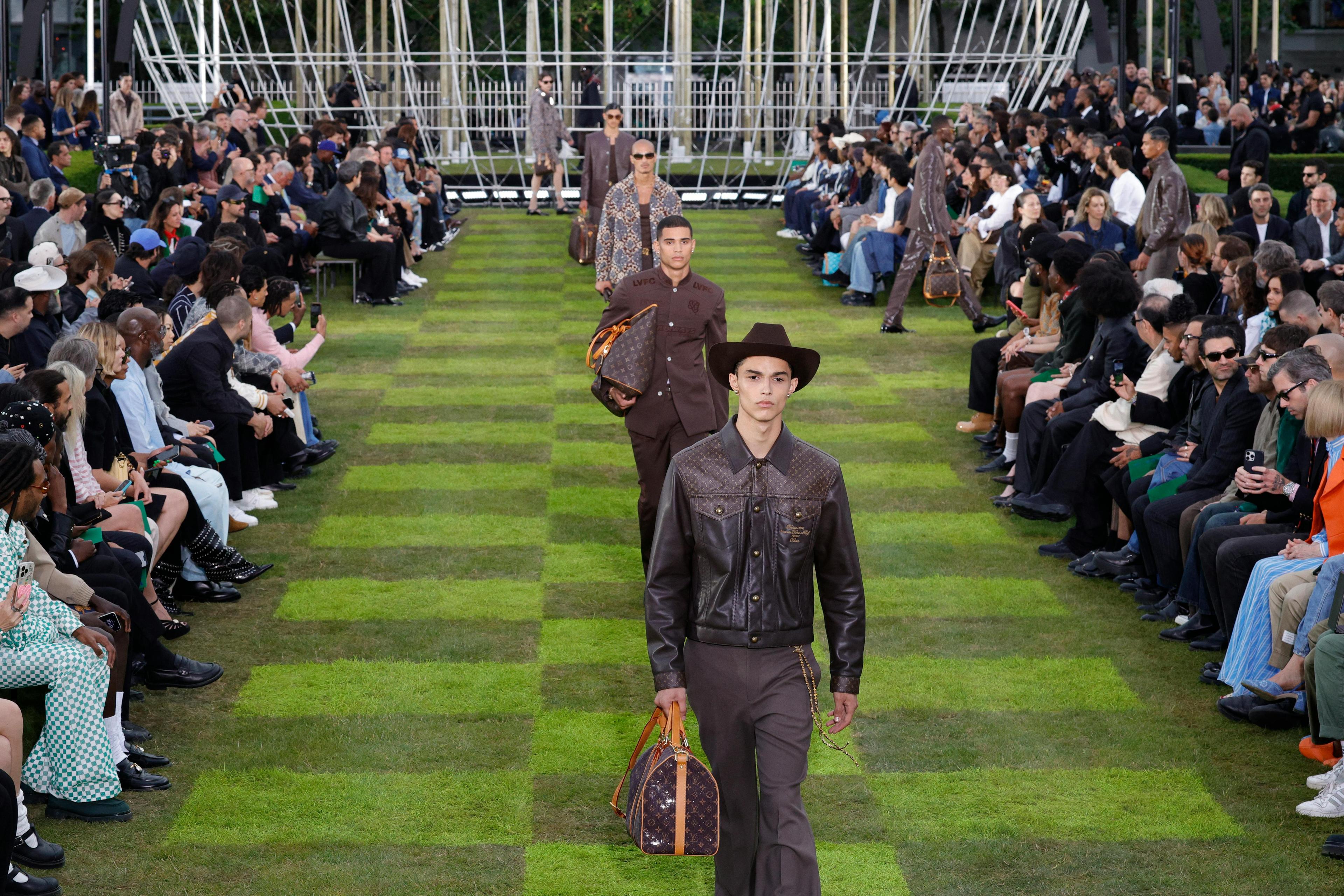 Louis Vuitton la sfilata uomo primavera estate 2025 (Getty Images)