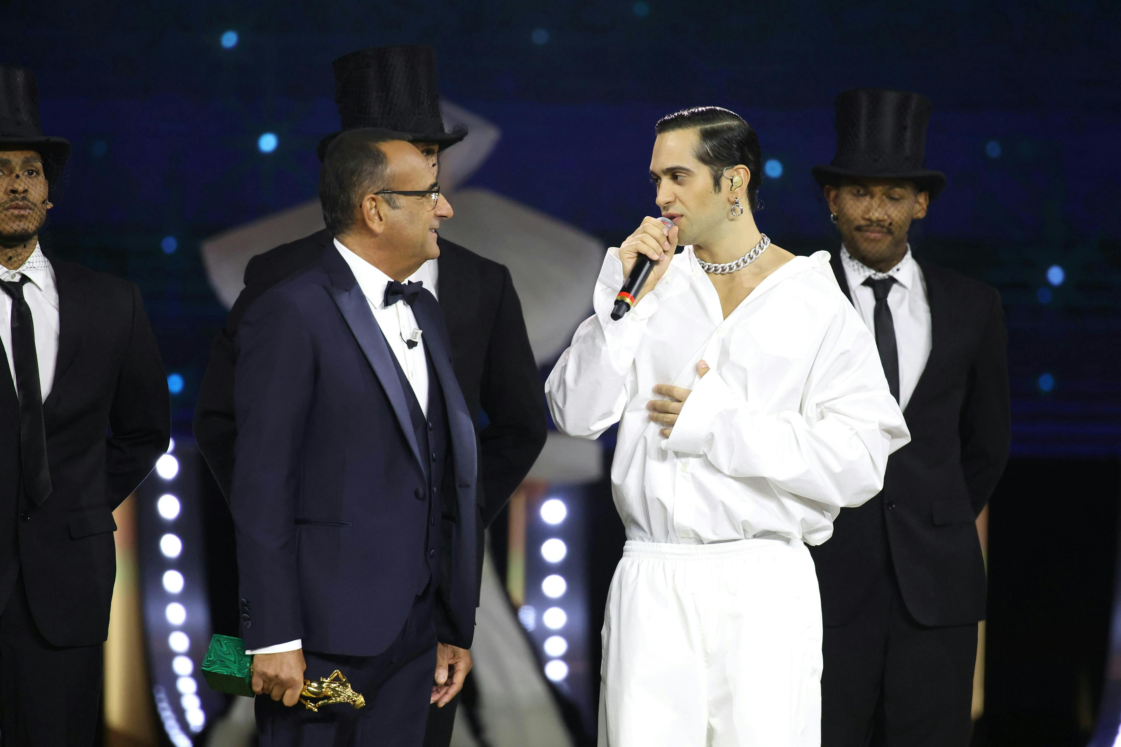 Carlo Conti e Mahmood (Daniele Venturelli/Getty Images)