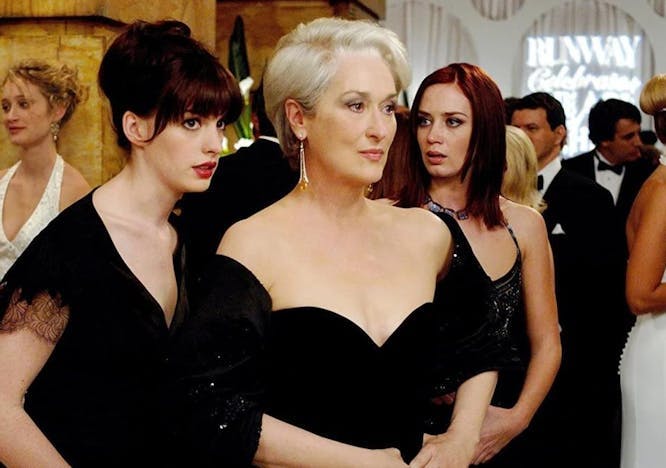 Anne Hathaway, Meryl Streep e Emily Blunt ne "Il Diavolo veste Prada" (21st Century Fox/The Walt Disney Company/Everett Collection)