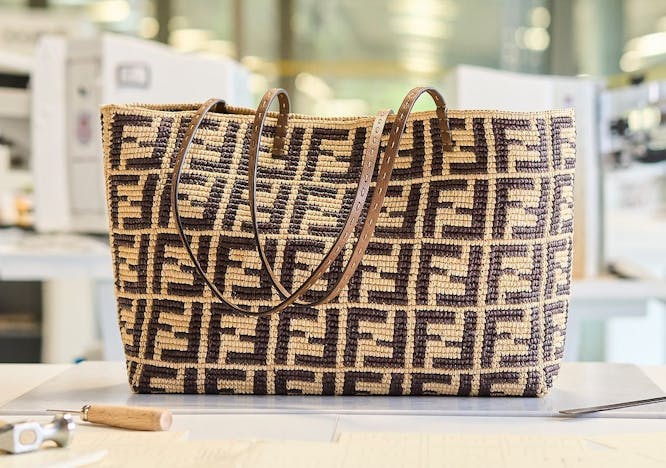 La Roll Bag di Fendi realizzata in collaborazione con Made For A Woman