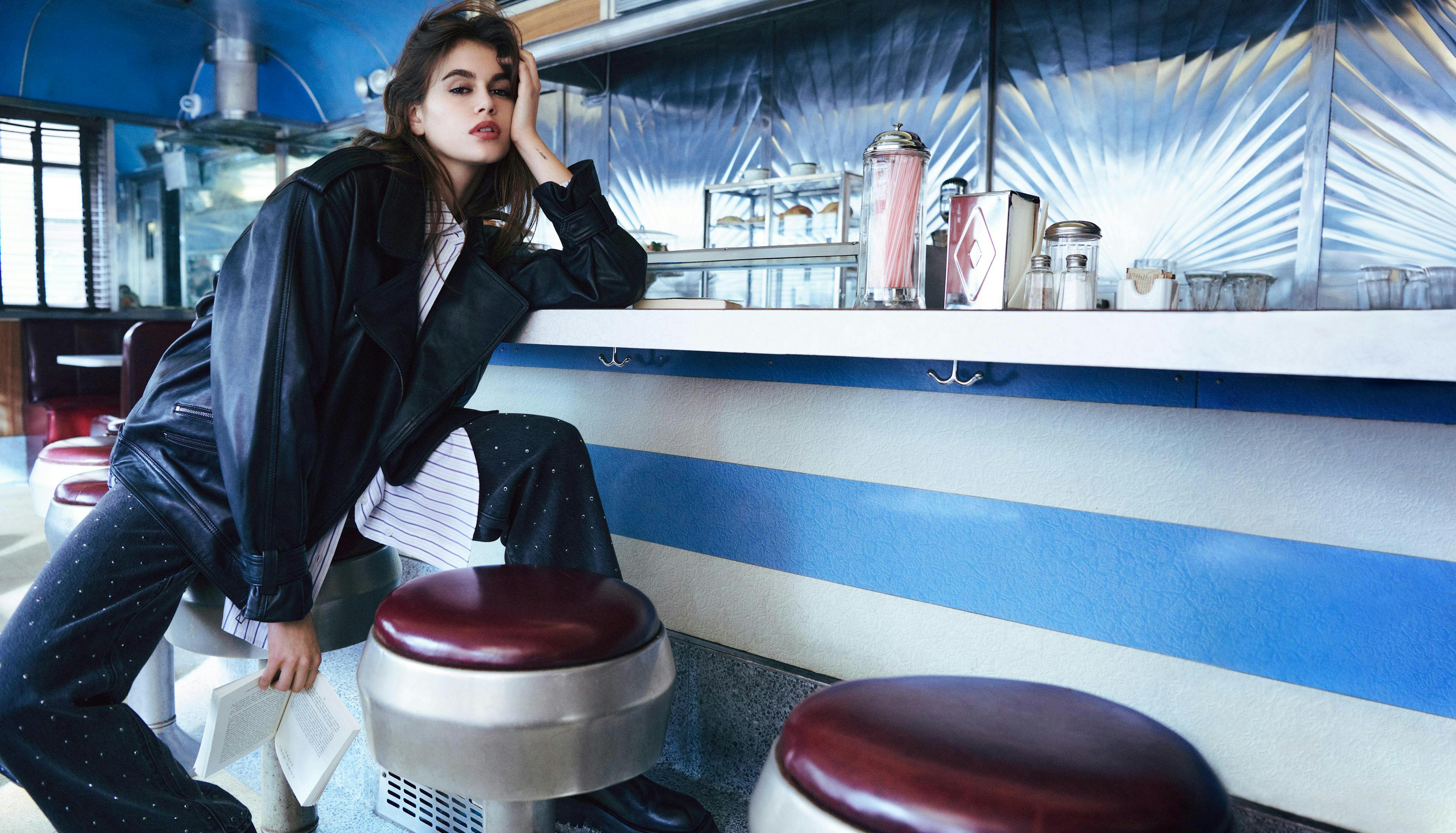 DKNY la campagna per l'autunno 2024 della collezione DKNY est. 1989 con Kaia Gerber  (Courtesy of DKNY)