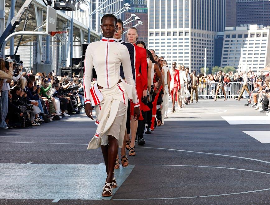 La sfilata primavera estate 2025 di Off White (Getty Images)